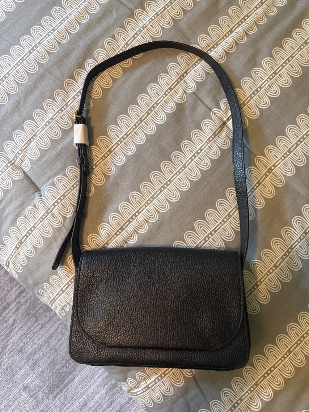 Cuyana Black Leather Shoulder or Crossbody Bag with Gold Ring Accent - Picture 3 of 7
